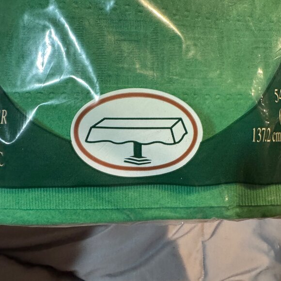 Linette Green Tablecover With Waterproof Backing - Picture 7 of 11